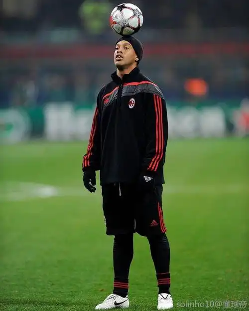 队中场最重 队中场最重