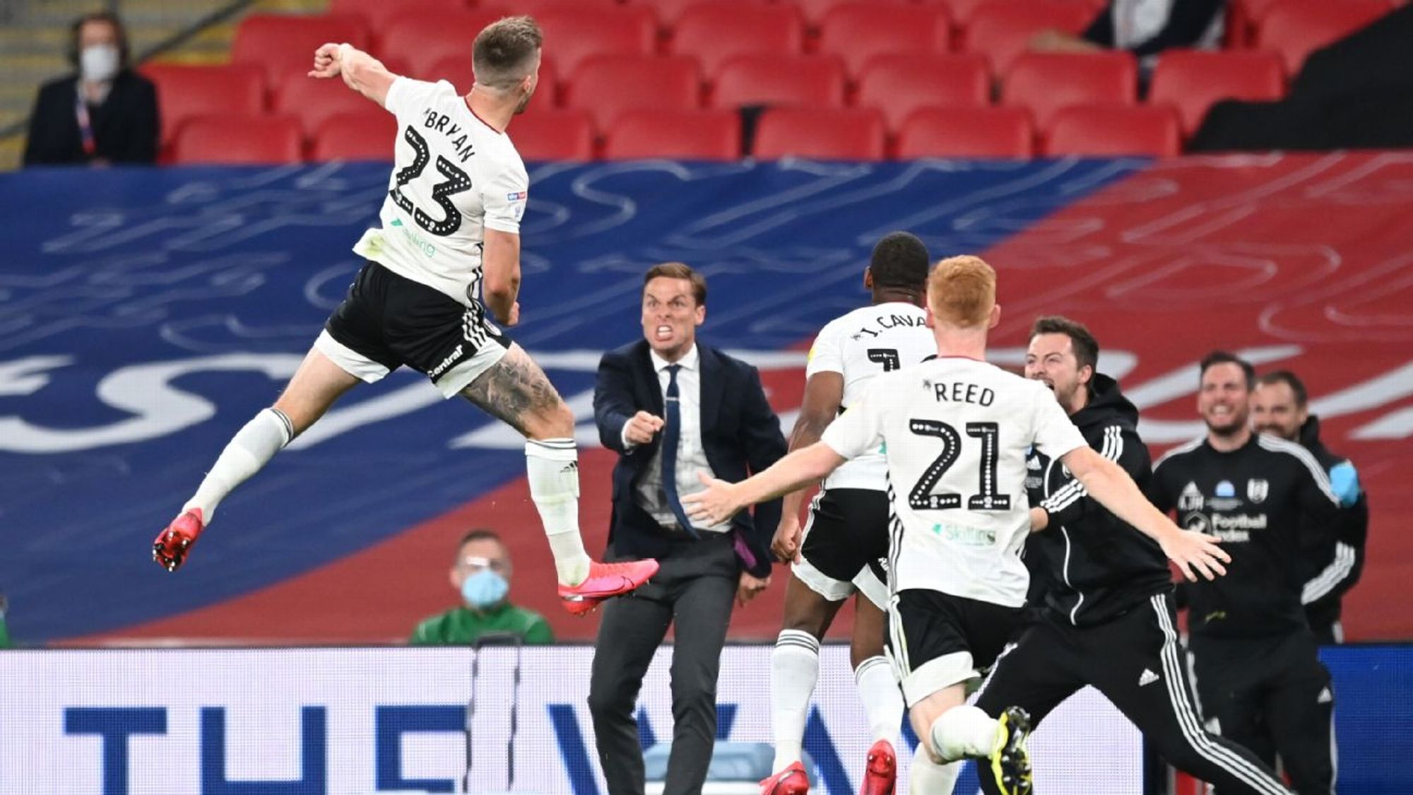 赛场上大放 赛场上大放